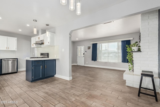 738 S Pomeroy, Mesa, AZ 85210 - kitchen featuring stainless steel dishwasher, light wood-style flooring, baseboards, blue cabinets, and recessed lighting