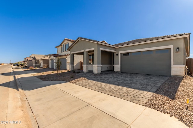 view of front facade with a garage