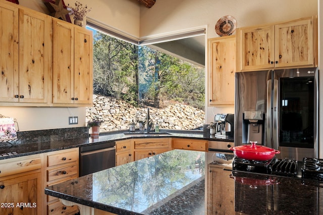 2259 Whitetail Ln, Prescott, AZ 86301 - kitchen with stainless steel fridge with ice dispenser, light brown cabinetry, and a sink