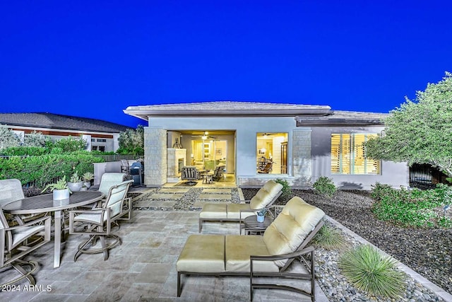 view of patio featuring outdoor lounge area