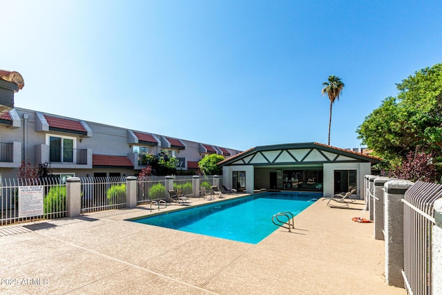 18239 N 40th St Unit 122, Phoenix, AZ 85032 - community pool featuring a patio
