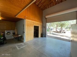 garage with independent washer and dryer