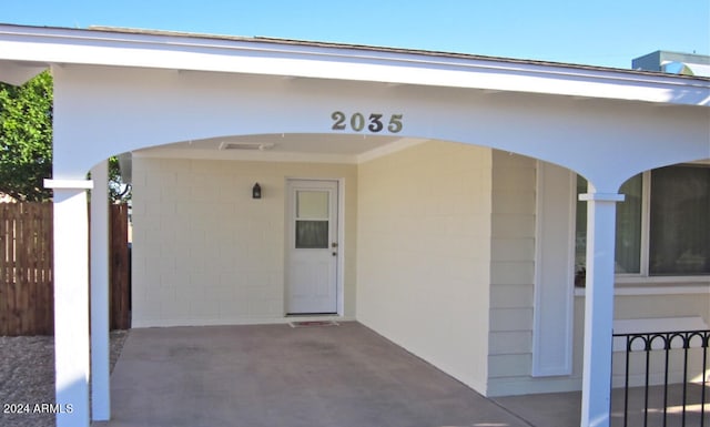 view of property entrance