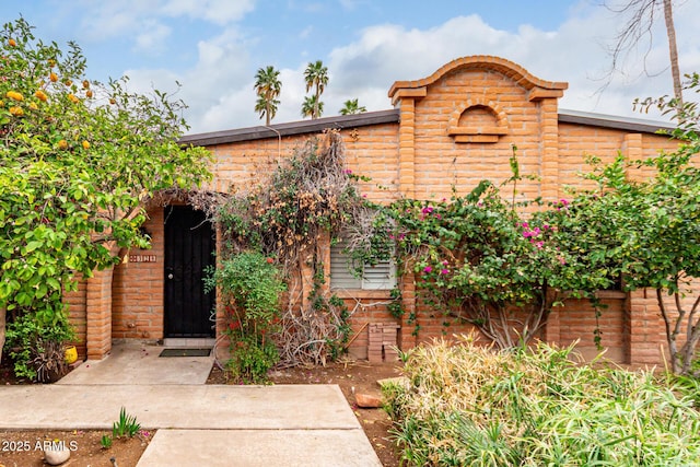 view of front of home