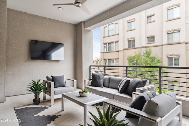 balcony featuring outdoor lounge area and ceiling fan