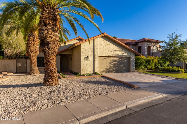 view of front of house featuring a garage