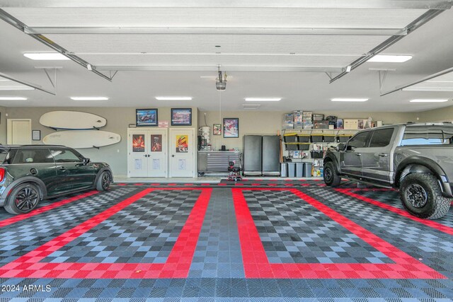 3749 E Juniper Cir, Mesa, AZ 85205 - garage with a garage door opener