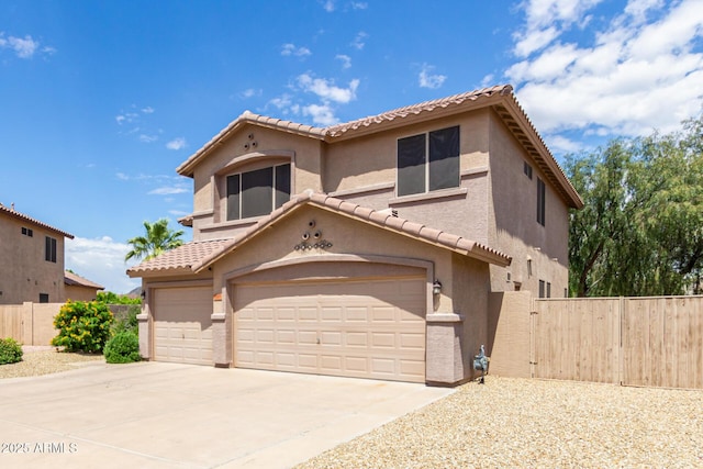 view of front facade featuring a garage