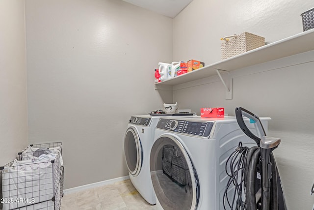 996 W Shannons Way, Coolidge, AZ 85128 - laundry room featuring separate washer and dryer and baseboards