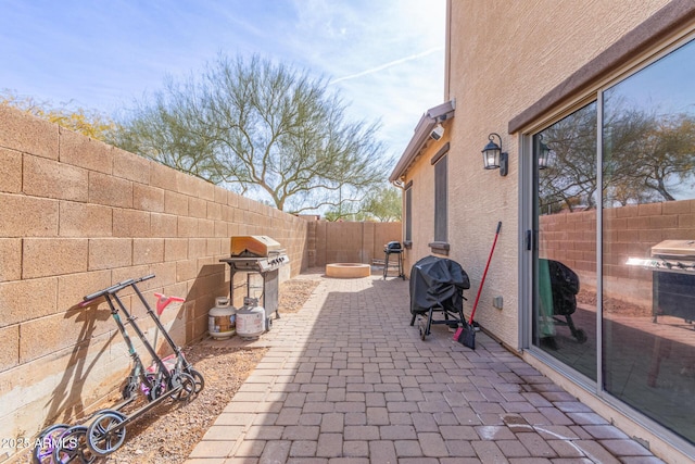 view of patio featuring area for grilling