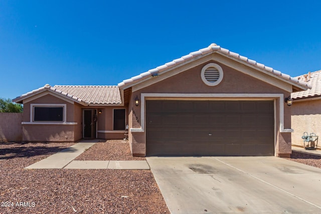 view of front facade with a garage