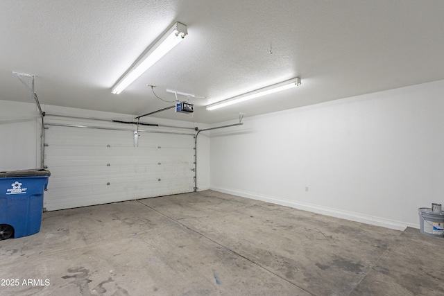 719 E Broadway Ave, Apache Junction, AZ 85119 - garage featuring a garage door opener