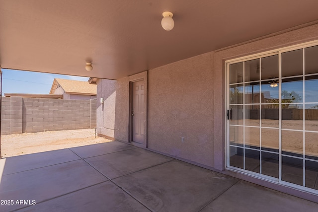 719 E Broadway Ave, Apache Junction, AZ 85119 - view of patio / terrace