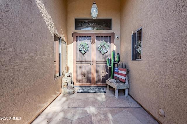 entrance to property with elevator