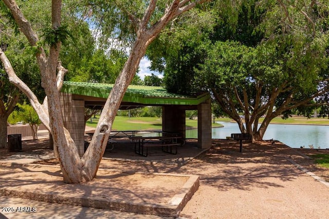 2547 W Naranja Ave, Mesa, AZ 85202 - view of property's community featuring a gazebo and a water view