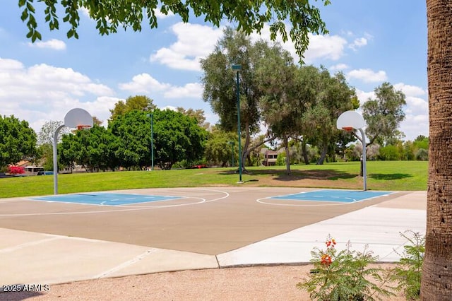 2547 W Naranja Ave, Mesa, AZ 85202 - view of sport court featuring community basketball court and a yard