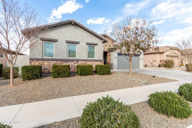 21716 E Waverly Dr, Queen Creek, AZ 85142 - view of front of home featuring a garage