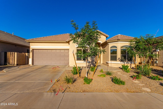 view of front facade featuring a garage