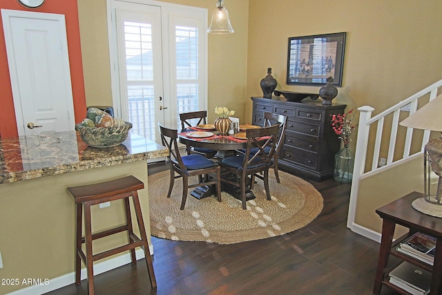 15221 N Clubgate Dr Unit 2044, Scottsdale, AZ 85254 - dining area featuring dark wood-style flooring and stairway