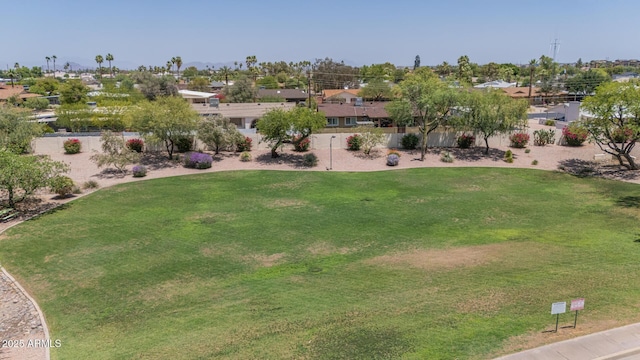 1549 N La Rosa Dr, Tempe, AZ 85288 - view of yard with a residential view