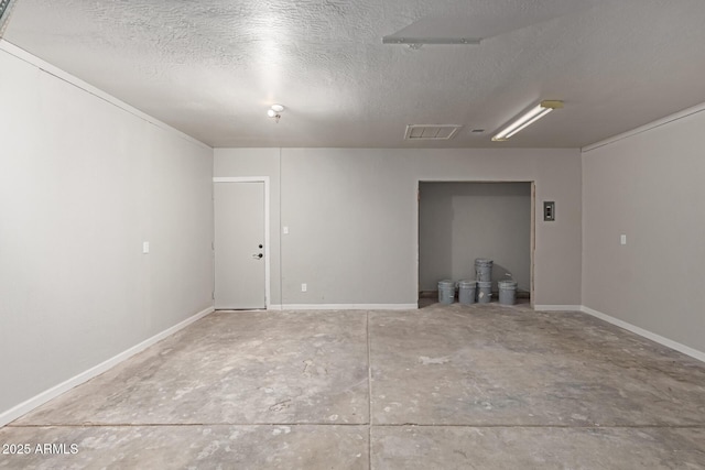 9105 N 13th St, Phoenix, AZ 85020 - garage with visible vents and baseboards
