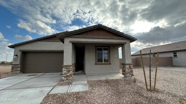 view of front facade with a garage