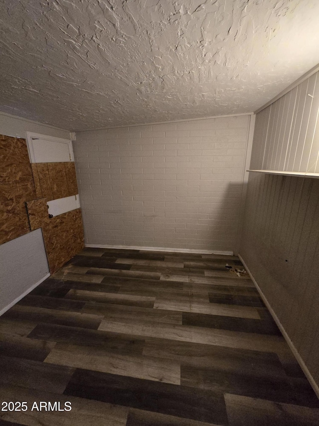 unfurnished room featuring wood finished floors