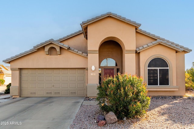 view of front of house with a garage