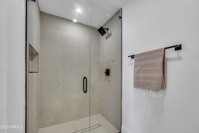 6233 E Pinchot Ave, Scottsdale, AZ 85251 - bathroom featuring a shower stall and recessed lighting