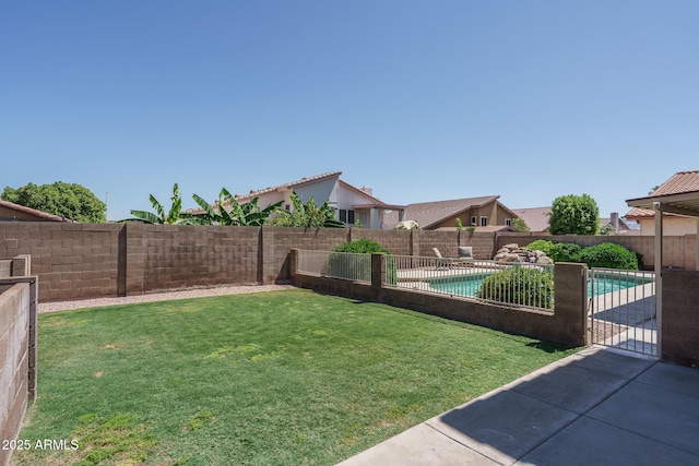 5596 W Mercer Ln, Glendale, AZ 85304 - fenced backyard featuring a patio