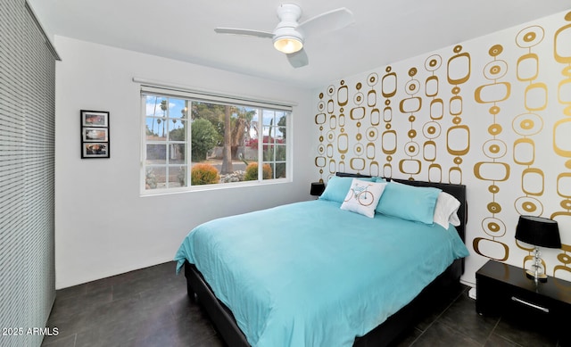 bedroom featuring ceiling fan