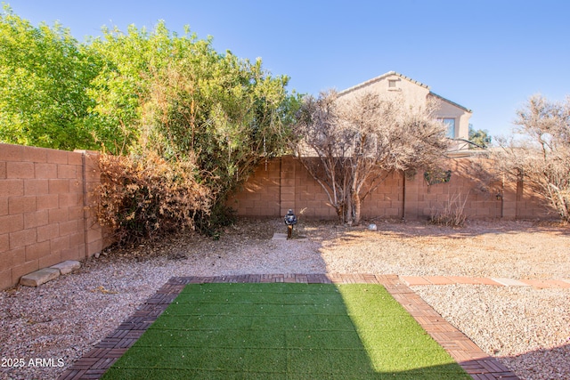 4386 E Mine Shaft Rd, San Tan Valley, AZ 85143 - view of yard featuring a fenced backyard