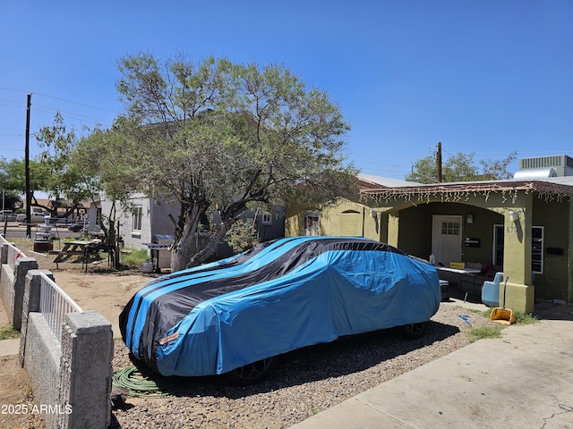6706 N 54th Dr, Glendale, AZ 85301 - view of swimming pool with fence