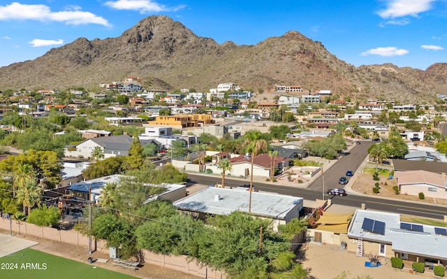 7012 N 22nd St, Phoenix, AZ 85020 - aerial view with a mountain view