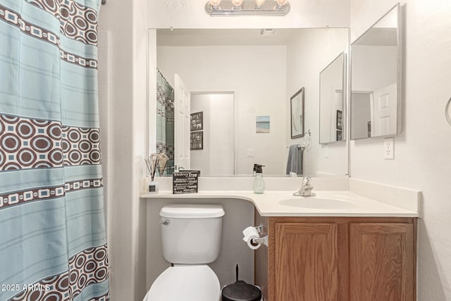 42328 N 46th Ln, Phoenix, AZ 85086 - bathroom with visible vents, toilet, vanity, and a shower with shower curtain