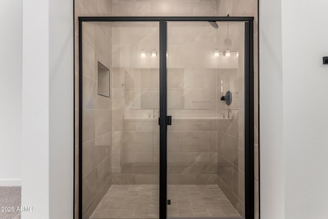 40563 W Michaels Dr, Maricopa, AZ 85138 - full bathroom featuring a shower stall