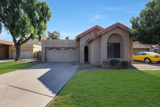 view of front facade featuring a garage and a front yard