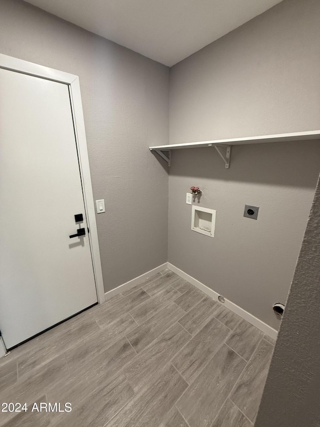 2429 E Alameda Dr, Tempe, AZ 85282 - washroom with hookup for an electric dryer, hookup for a washing machine, baseboards, and laundry area