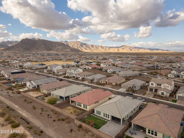 bird's eye view featuring a mountain view