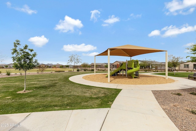 2968 E Tundra Ln, San Tan Valley, AZ 85143 - communal playground with a yard