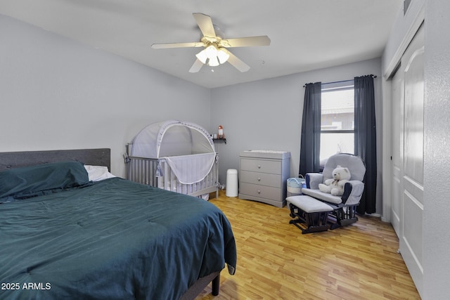 7832 E Osage Ave, Mesa, AZ 85212 - bedroom featuring visible vents, ceiling fan, light wood finished floors, and a closet