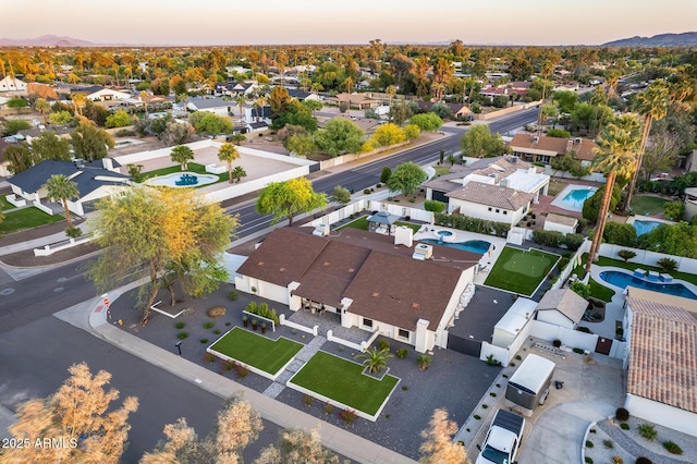 birds eye view of property featuring a residential view