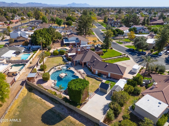 birds eye view of property featuring a residential view