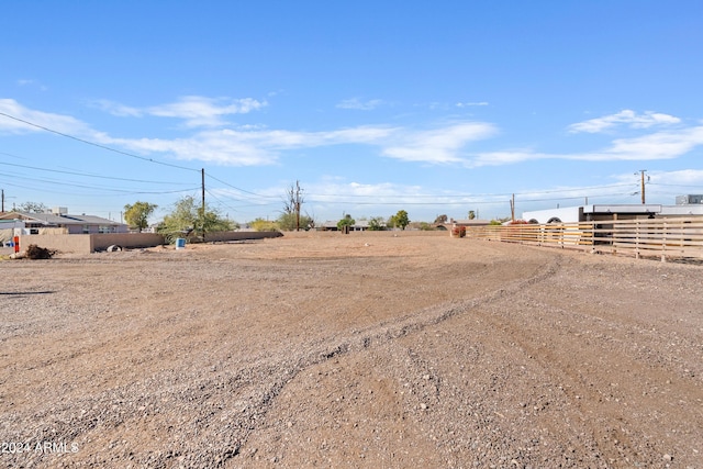 11507 N 79th Dr, Peoria, AZ 85345 - view of yard with fence