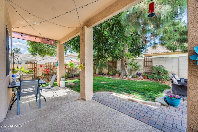 view of patio with outdoor dining space