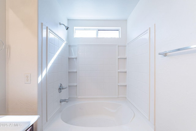 35005 N 30th Dr, Phoenix, AZ 85086 - bathroom with bathtub / shower combination