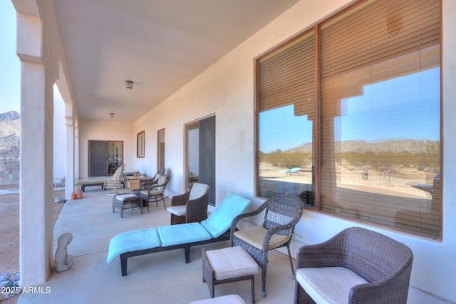 view of patio with outdoor lounge area