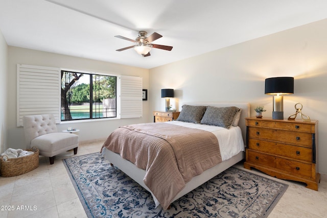 bedroom featuring ceiling fan