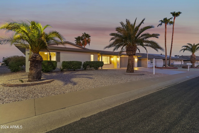 view of front facade featuring a garage