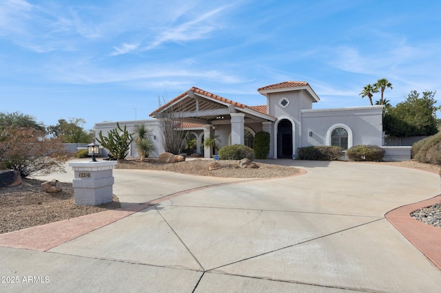 view of mediterranean / spanish-style home